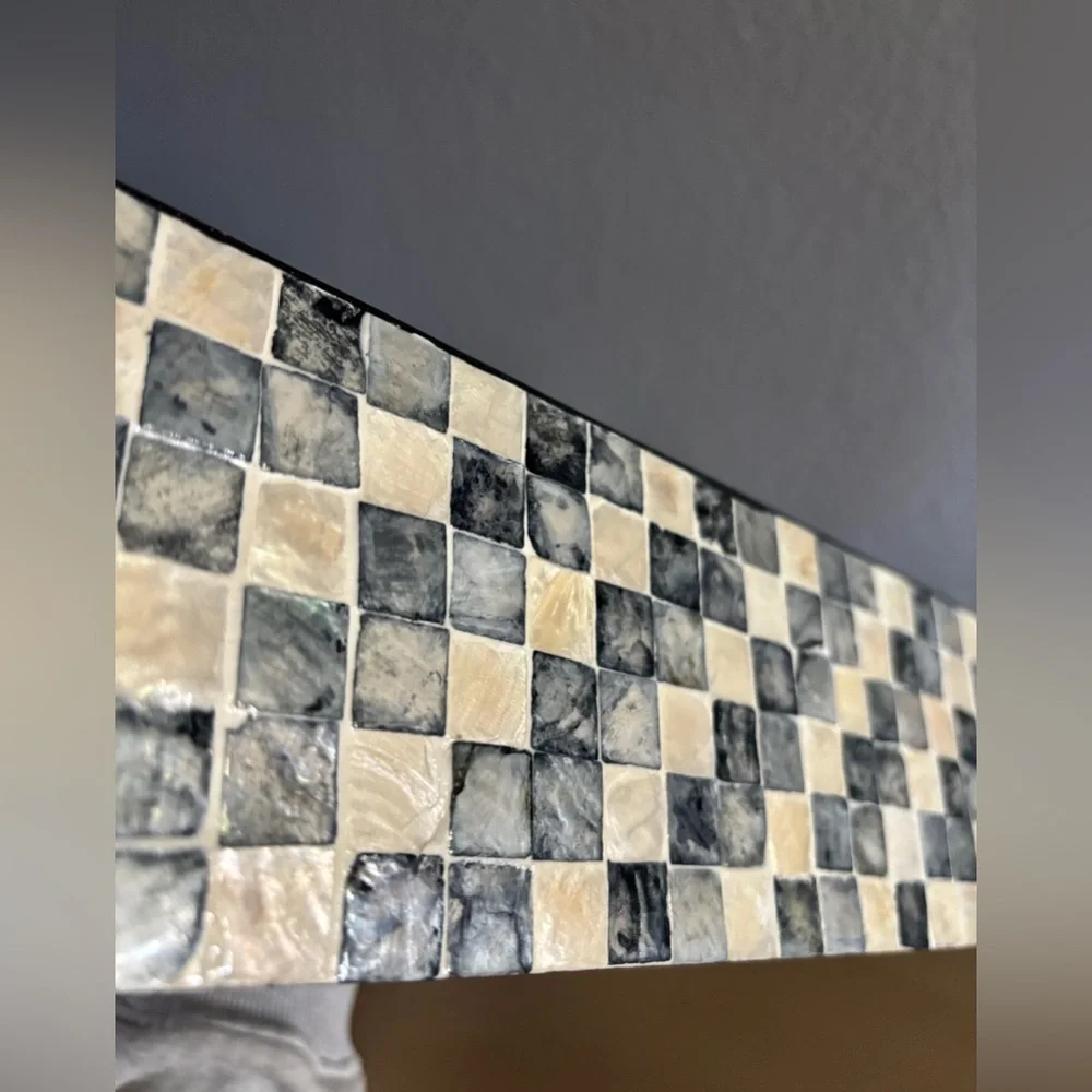 Three hands Corp. mosaic tile box